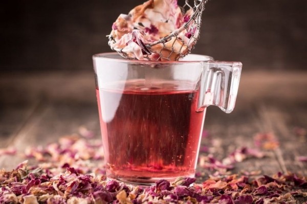 5 видов чая, которые помогут справиться с простудой
