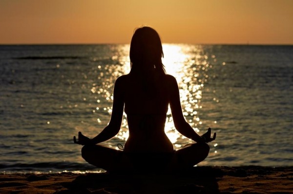 Избавление от депрессии, помощь в борьбе с лишним весом и еще 7 проблем, с которыми справится медитация