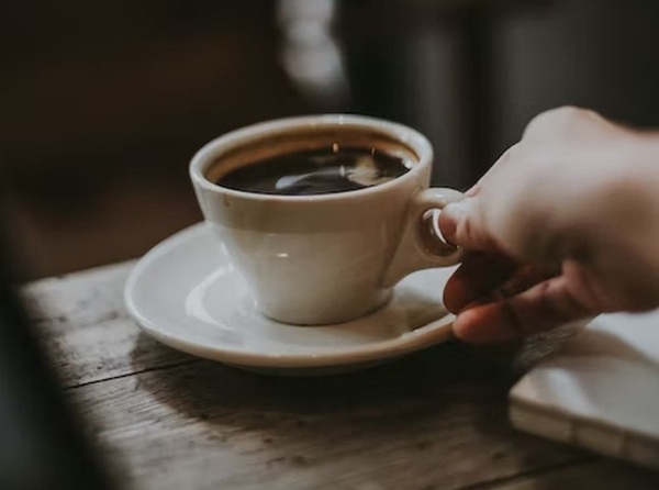 Диетолог Арзамасцев: после приема кофе цифры на весах уменьшаются из-за потери воды
