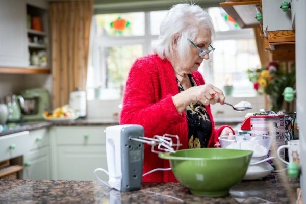 Врач Гинзбург: недостаточное питание в пожилом возрасте может сократить жизнь
