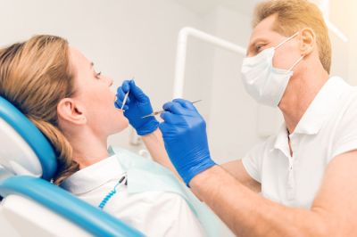 Онколог заявил о возможности чаще выявлять рак полости рта с помощью стоматологических осмотров