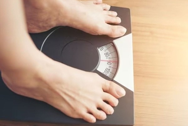 Диетолог Писарева: проблемы с весом после 50 лет могут быть связаны с уровнем гормонов