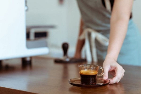 Врач Павлова: неправильное употребление кофе лишает важного для сердца кальция