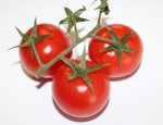 Биолог Лялина: томатный сок снимает стресс и улучшает настроение, врач Пономарева назвала еще 3 "продукта радости"