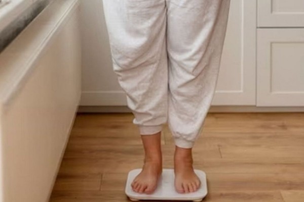 Диетолог Ивакин рассказал, что помогает сбросить лишний вес после 40 лет