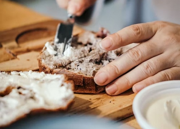 Врач Аплетаева назвала запретные продукты для людей с больным сердцем Врач Аплетаева назвала запретные продукты для людей с больным сердцем