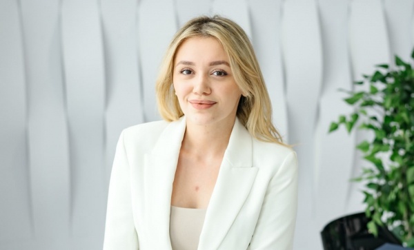 Что лучше выбрать импланты или липофилинг?