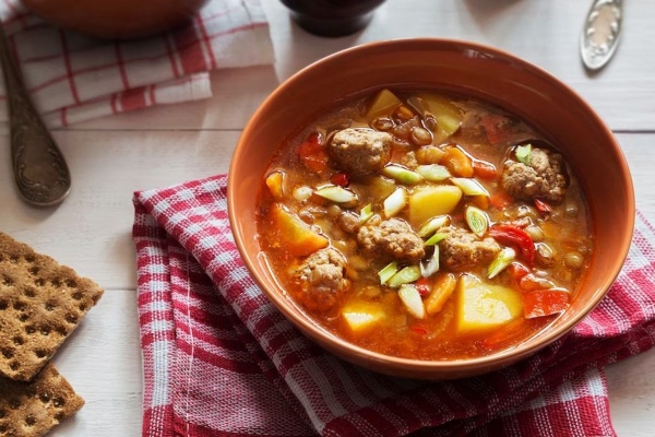 Врач Соломатина объяснила, какой куриный фарш может быть заражен опасными бактериями Врач Соломатина объяснила, какой куриный фарш может быть заражен опасными бактериями